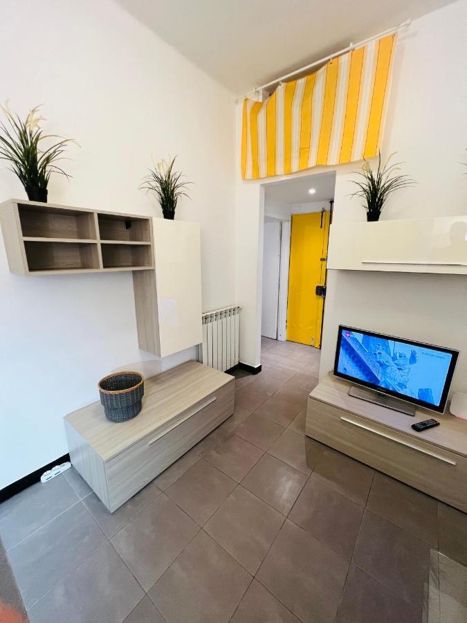 Appartamento Low-Cost Fillak Генуя Экстерьер фото